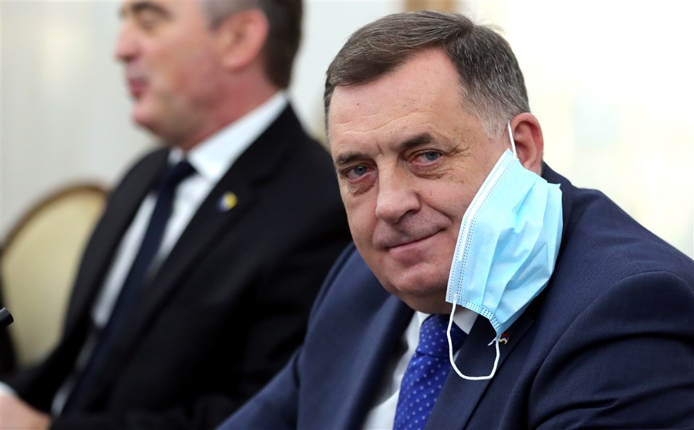 Bijesni Dodik Po Ko Zna Koji Put Najavio Otcjepljenje Republike Srpske