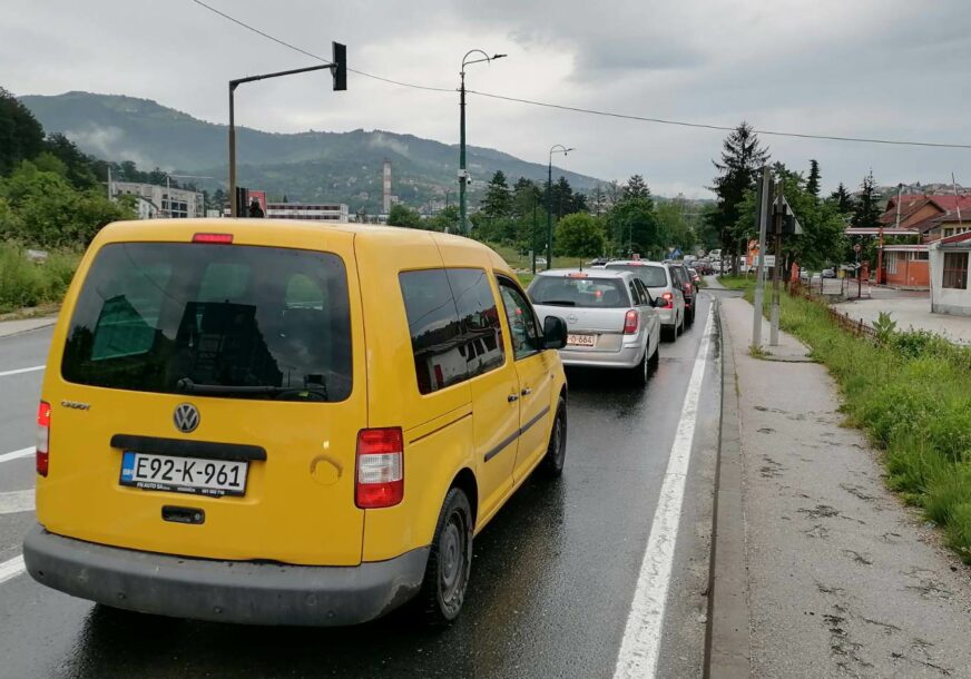 Iz Bihamk A Obavijestili Na Kojim Dionicama Je Jutros Saobra Aj Usporen