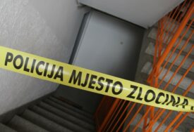 Komšije u nevjerici prepričavaju DETALJE UBISTVA U GRADAČCU "Nakon ubistva se OKUPAO I PRESVUKAO"