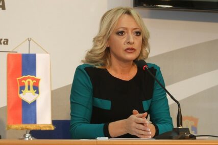 Pandurević: SNSD je urušio Narodnu skupštinu toliko da je ostalo samo još da joj temelje iskopaju