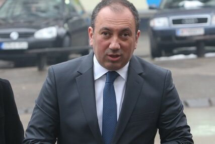 Igor Crnadak podnio ostavku na mjesto člana Odbora za ustavna pitanja NSRS