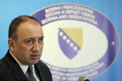 Crnadak: "Ako ovo što je Dodik 'zaigrao' prođe bez odgovora, to će biti znak da je međunarodna zajednica spremna na podjelu BiH"