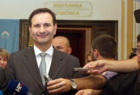 Kovač: Nije isključena ni uvjerljiva pobjeda Studentske liste u Srbiji