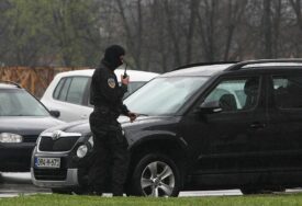 Akcija SIPA-e u Živinicama: Zbog elitne prostitucije, droge i oružja na meti vlasnica cvjećare