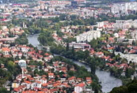 Raspisan javni poziv za e-Vaučer u RS: Ugostitelji moraju imati najmanje 4 zaposlenika i izmiren porez