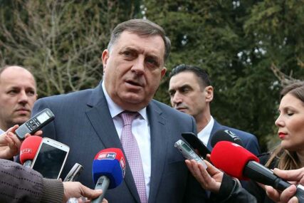 Dodik: Srbija ima pravo da brani sigurnost Srba na Kosovu