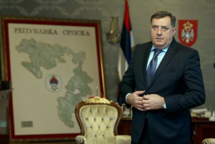 Dodik ne žali za promociju vlastitog lika i djela: Više od 5 miliona KM za predstavništva RS, plate i 2.500 eura