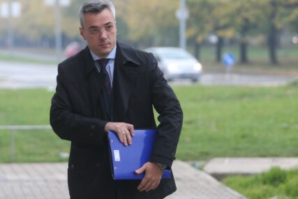 Dodikov savjetnik pita bošnjačke političare: Šta vam je važnije?