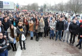 Sensus upozorava na nedostatak psihološke podrške u srednjim školama