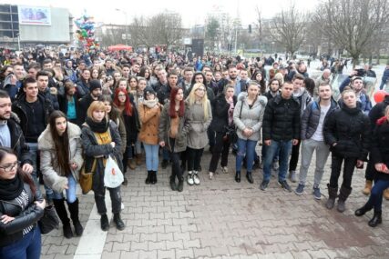 Sensus upozorava na nedostatak psihološke podrške u srednjim školama