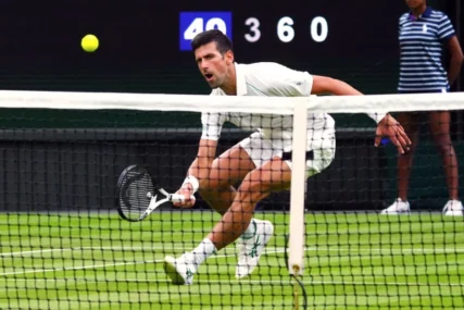 Neočekivani problemi za Novaka Đokovića na samom početku Wimbledona