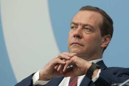 Medvedev: Ko je rekao da će Ukrajina za dvije godine uopšte postojati na karti svijeta?"