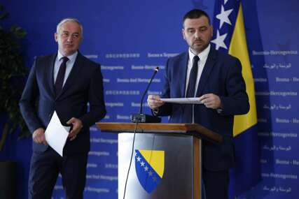 Borenović i Magazinović zapanjeni SNSD-ovim protivljenjem ukidanju akciza na gorivo