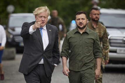 Boris Johnson: Ukrajina treba da bude domaćin Evrovizije 2023.
