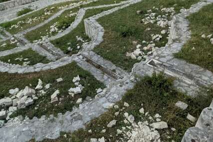 Partizansko spomen groblje potpuno uništeno, razbijeno svih 700 ploča