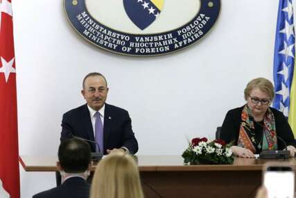Turković i Cavusoglu u Sarajevu potpisuju međudržavni sporazum i memorandum