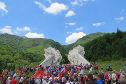 Na Tjentištu obilježena 79. godišnjica bitke na Sutjesci