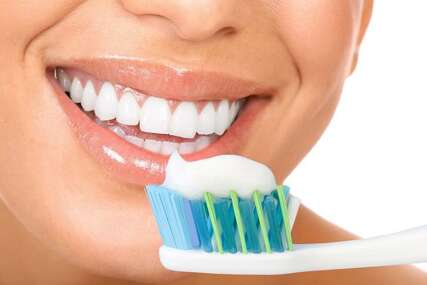 Korisni savjeti: Ulje koje štiti usta od bakterija i dokazano izbjeljuje zube