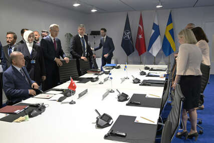 Turska prekida blokadu Finske i Švedske, NATO dobiva nove članice