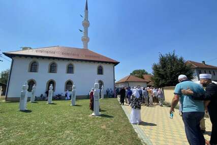 Otvorena posljednja obnovljena prijedorska džamija