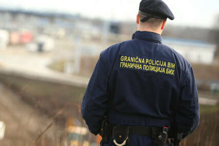 Kolege uhapsile pripadnika Granične policije, osumnjičen da je pomagao dilerima