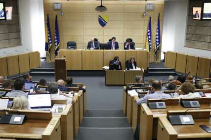 Parlament FBiH - Schmidt neće doći na sjednicu Predstavničkog doma