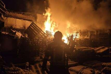 Snažne eksplozije u ukrajinskom gradu Mikolajivu: Gradonačelnik poručio da se ostane u skloništima