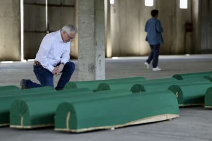 Ambasador Murphy odao počast žrtvama genocida u Srebrenici