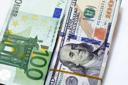 Hrvatska primljena u eurozonu, euro pao na najniži nivo u posljednjih 20 godina