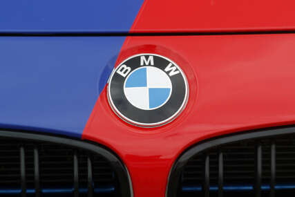 Prodaja automobila njemačkog giganta BMW-a u prvom polugodištu pala za 13%