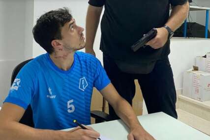 Hercegovac potpisao novi ugovor s pištoljem iznad glave