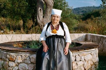 Kako je baka (95) sa Balkana završila u slavnom časopisu Vogueu