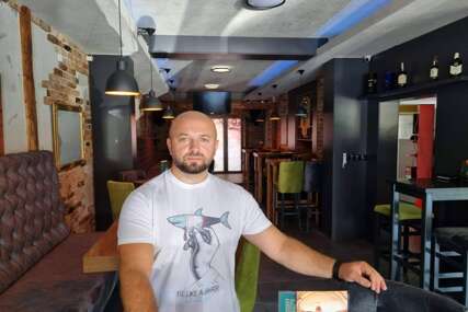 Irnad Tahirović otvorio prvi pub u Cazinu: Jedino mjesto za ljubitelje istinskog rock 'n' rolla