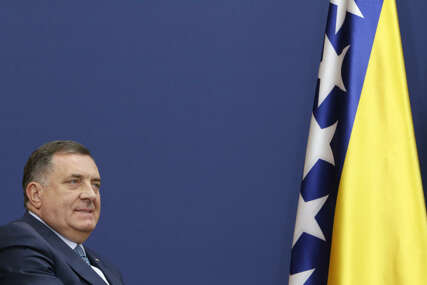 Dodik: Christian Schmidt nema pravnog osnova da donosi bilo šta u BiH