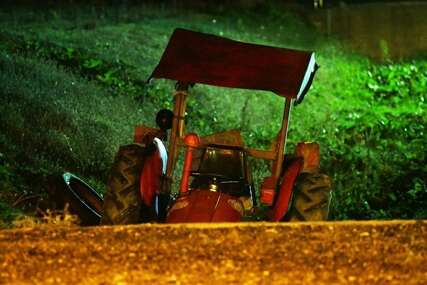 Poginuo vozač traktora kod Mrkonjić Grada