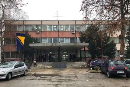 Studenti ogorčeni: Prijava ispita na Univerzitetu u Tuzli koštat će 7,50 KM?