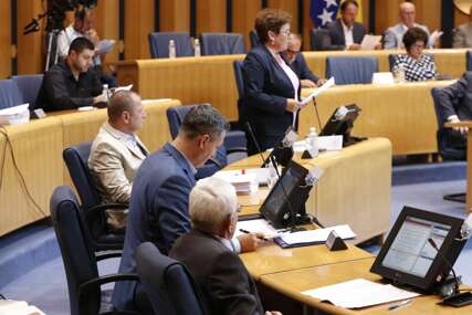 Dom naroda PSBiH usvojio Zakon o javnim nabavkama, uslov za kandidatski status EU