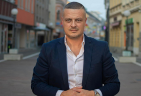 Vojin Mijatović dao ponudu Mirku Šaroviću i povući će kandidaturu