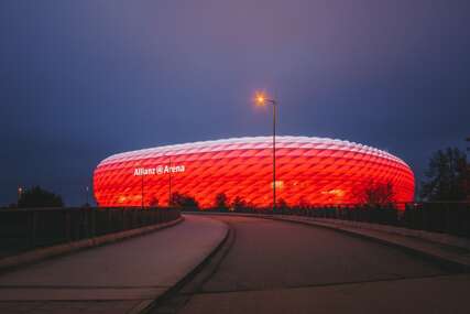 Solidarnost u teškim vremenima: Bayernova "Allianz Arena" štedi struju