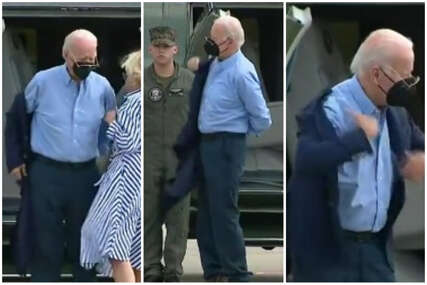Nije lako, godine su to: Joe Biden pokušavao obući sako pa ispustio naočale