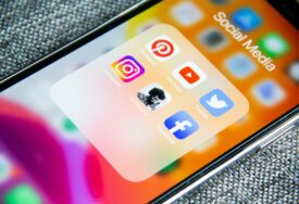 Facebook će omogućiti zaradu kreatorima Storiesa kako bi ih dovukao s TikToka