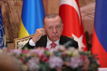 Erdogan: Nećemo imati milosti ni za koga ko pokuša da podijeli našu domovinu