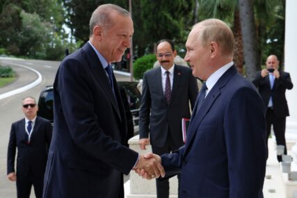Erdogan i Putin razgovarali o Ukrajini