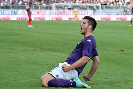 Luka Jović pogodio u debiju za Fiorentinu, te nešto što nije niko u prethodne dvije godine