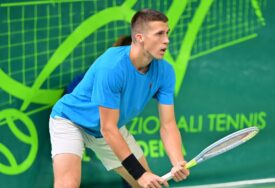 Nerman Fatić eliminisan u prvom krugu kvalifikacija ATP turnira u Rimu