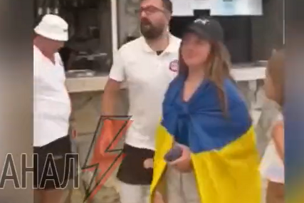Incident u kafiću u Crnoj Gori: Rus napao Ukrajince zbog zastave