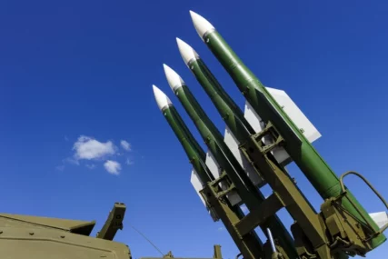 Rusija kupuje milione granata i raketa od Sjeverne Koreje