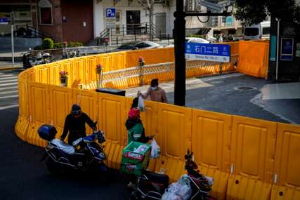 Šangaj: Oni koji se ne testiraju na koronu dobiće "žuti karton"