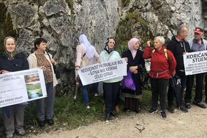 Obilježena 30. godišnjica zločina na Korićanskim stijenama: "Teško je, kao da je jučer bilo"