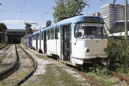 Gras prodaje tramvajska vozila i otpadni materijal